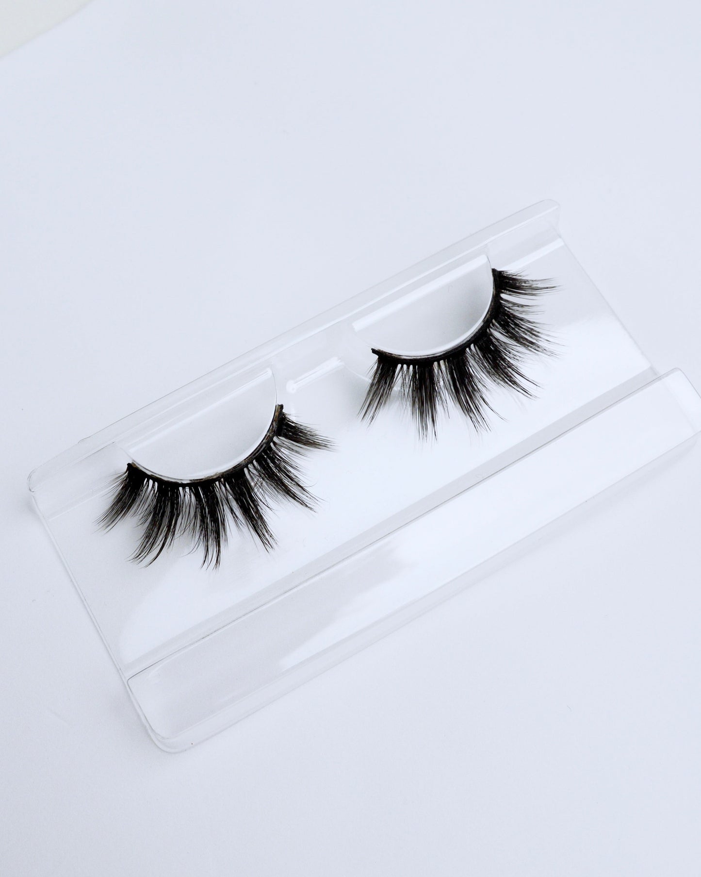 CHLOE STRIP LASH