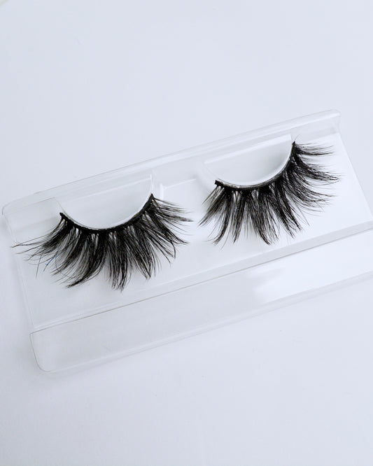 HAZEL STRIP LASH